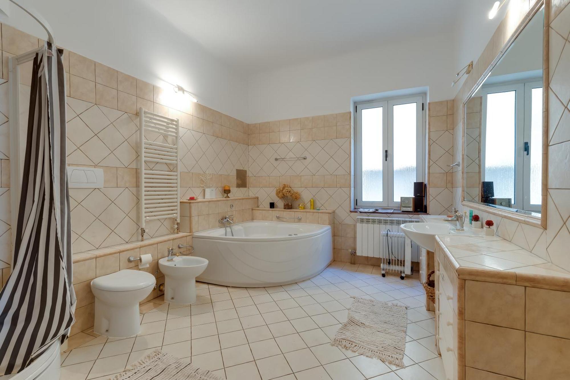 City Apartment With Garden - Happy Rentals リエカ エクステリア 写真